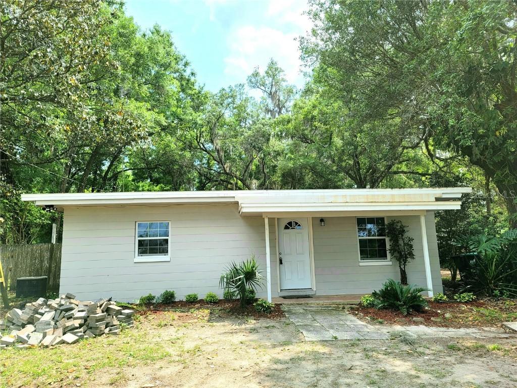 842 E Oak St., Apopka, FL 32703