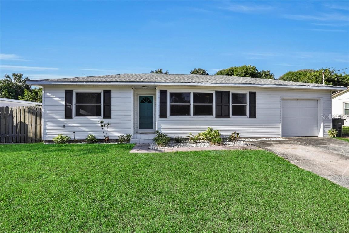 106 Frazar Rd., Daytona Beach, FL 32118