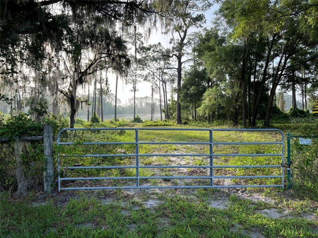6085 Lake Winona Rd., De Leon Springs, FL 32130