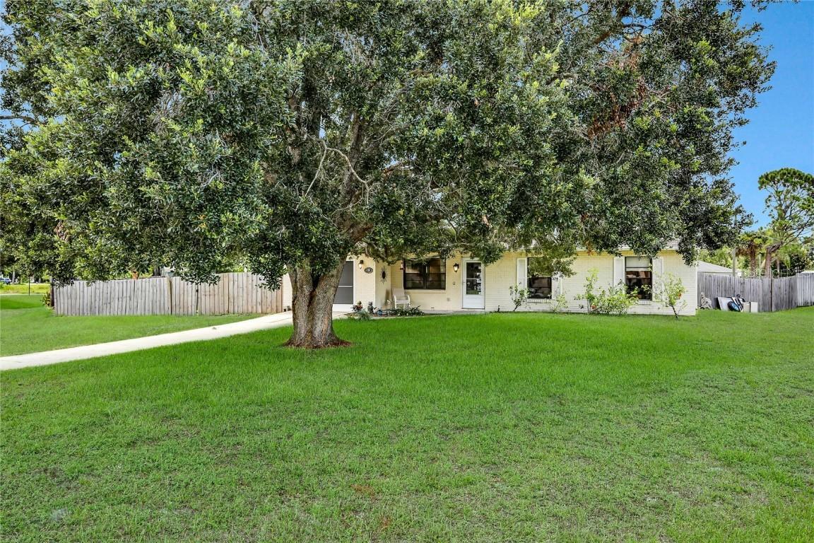 3203 Vista Palm Dr., Edgewater, FL 32141