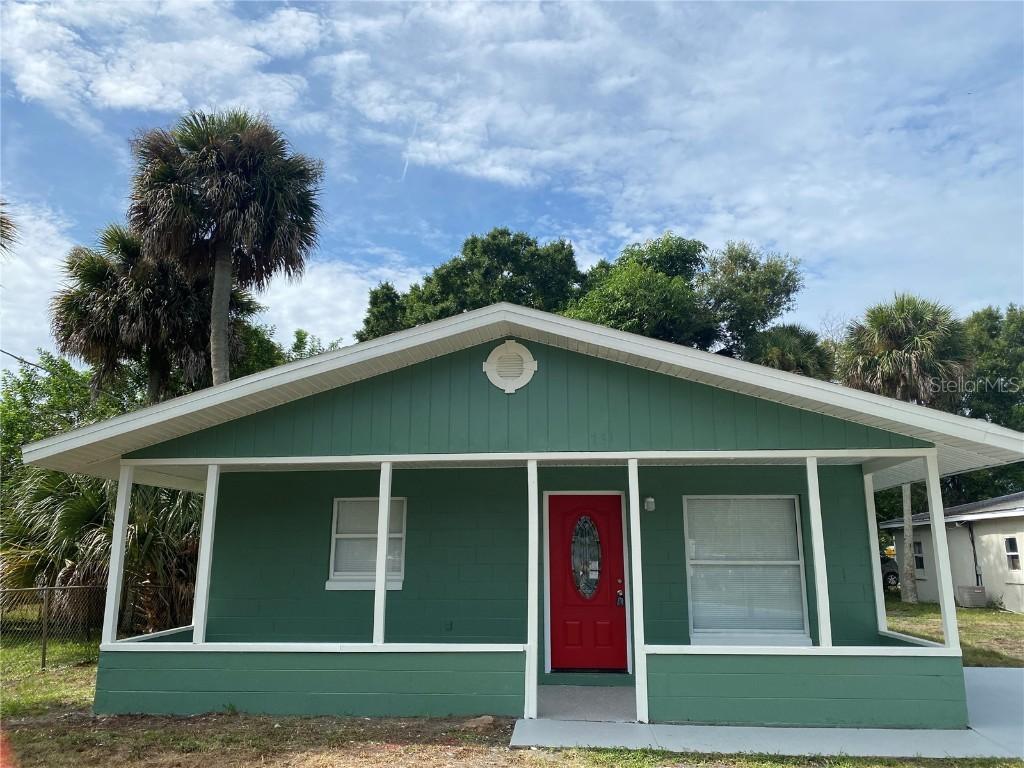 731 Maxwell St., Titusville, FL 32780