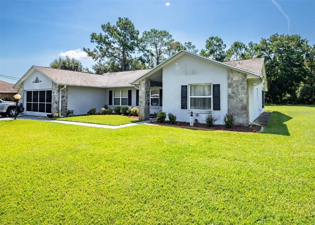 41 Waters Dr., Palm Coast, FL 32164