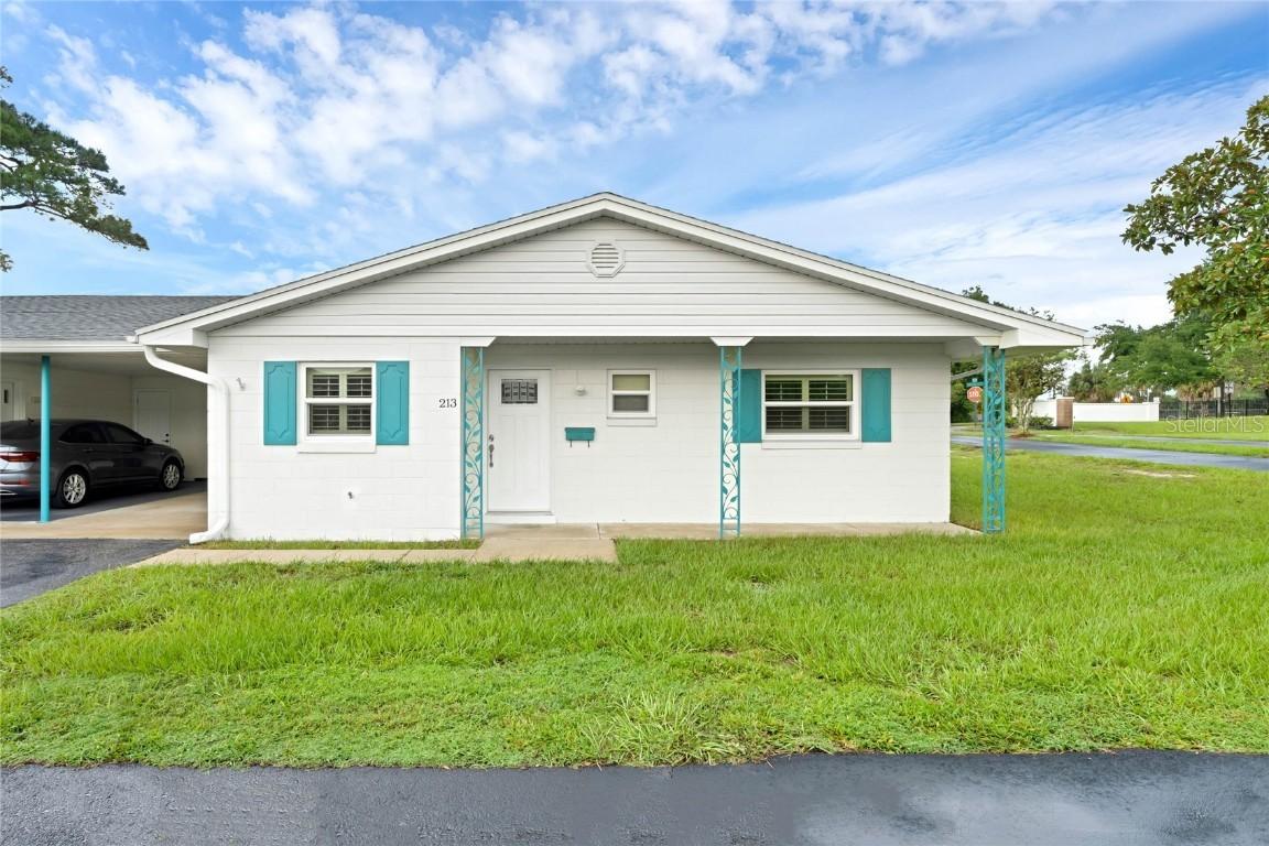 213 Oakleigh Dr. #40, DeLand, FL 32724