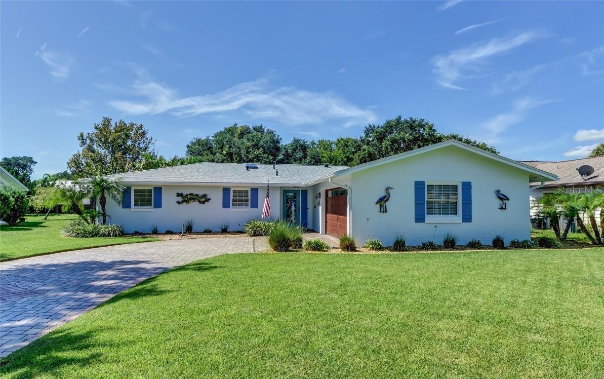 110 Cunningham Dr, New Smyrna Beach, FL 32168