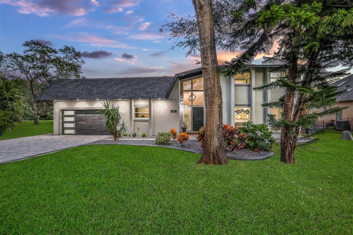 6 Lazy Eight Dr., Port Orange, FL 32128