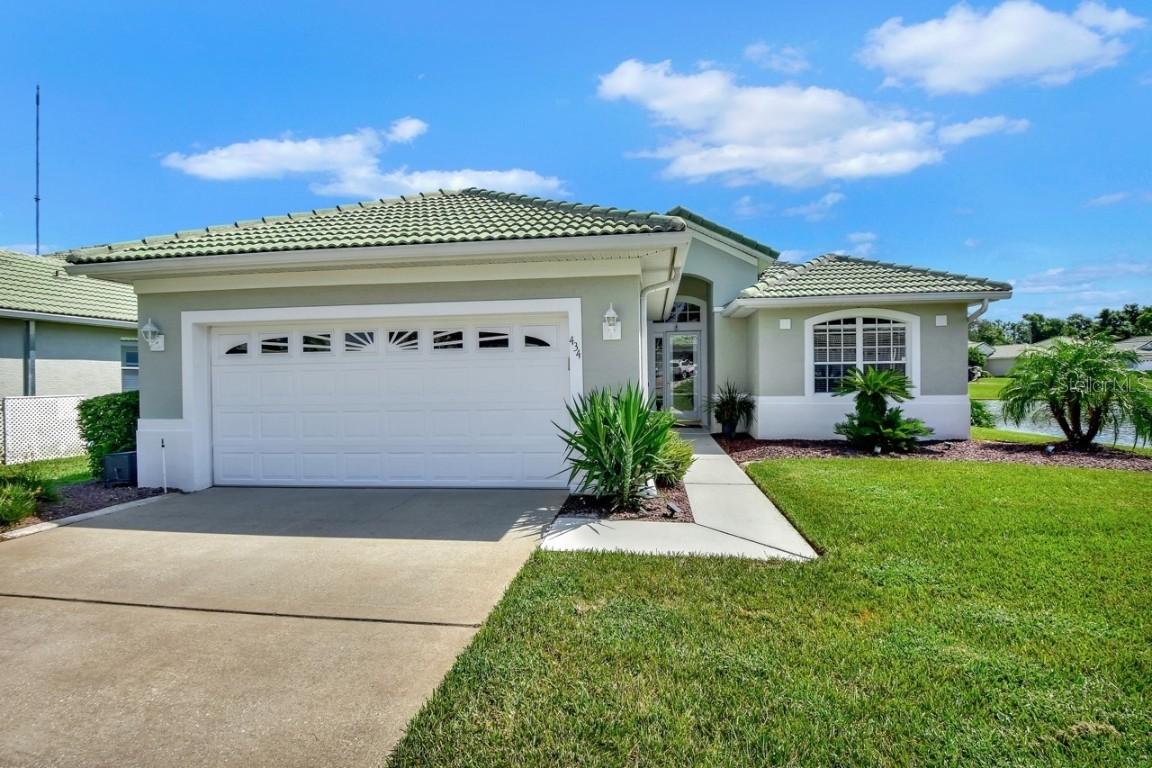 434 Foxhill Dr., DeBary, FL 32713