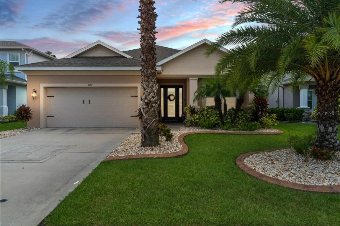 702 Victory Ln., Port Orange, FL 32128