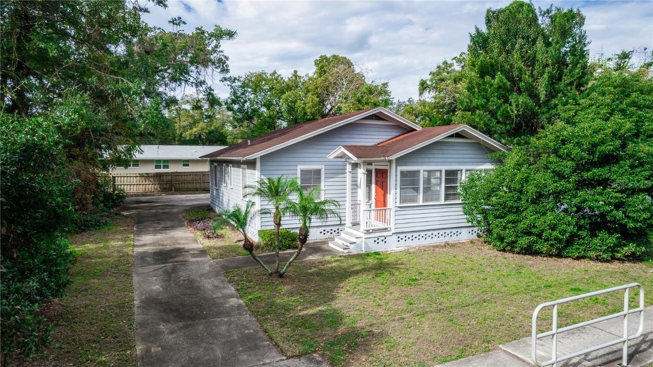 2504 S Crystal Lake Dr., Orlando, FL 32806