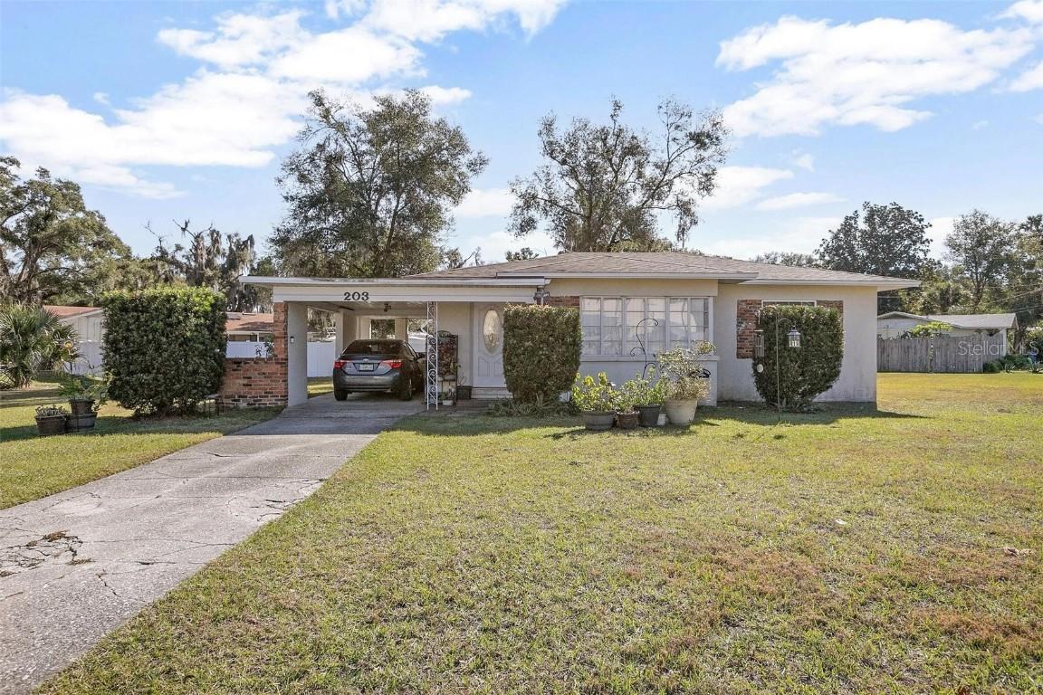 203 S Dexter Ave., Deland, FL 32720