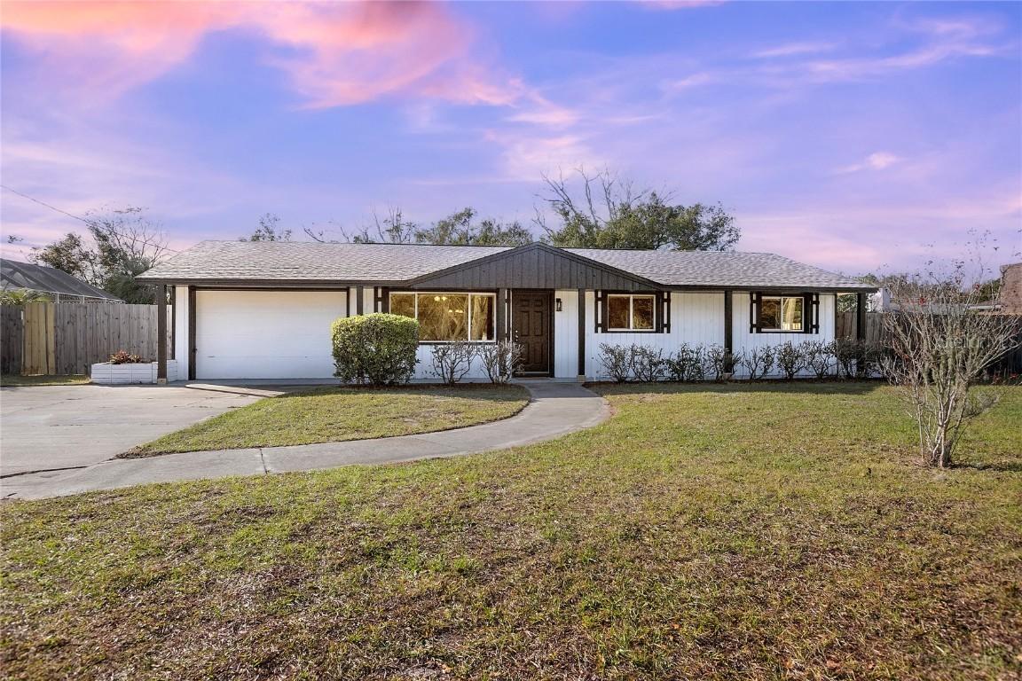 1208 N Boston Ave., Deland, FL 32724