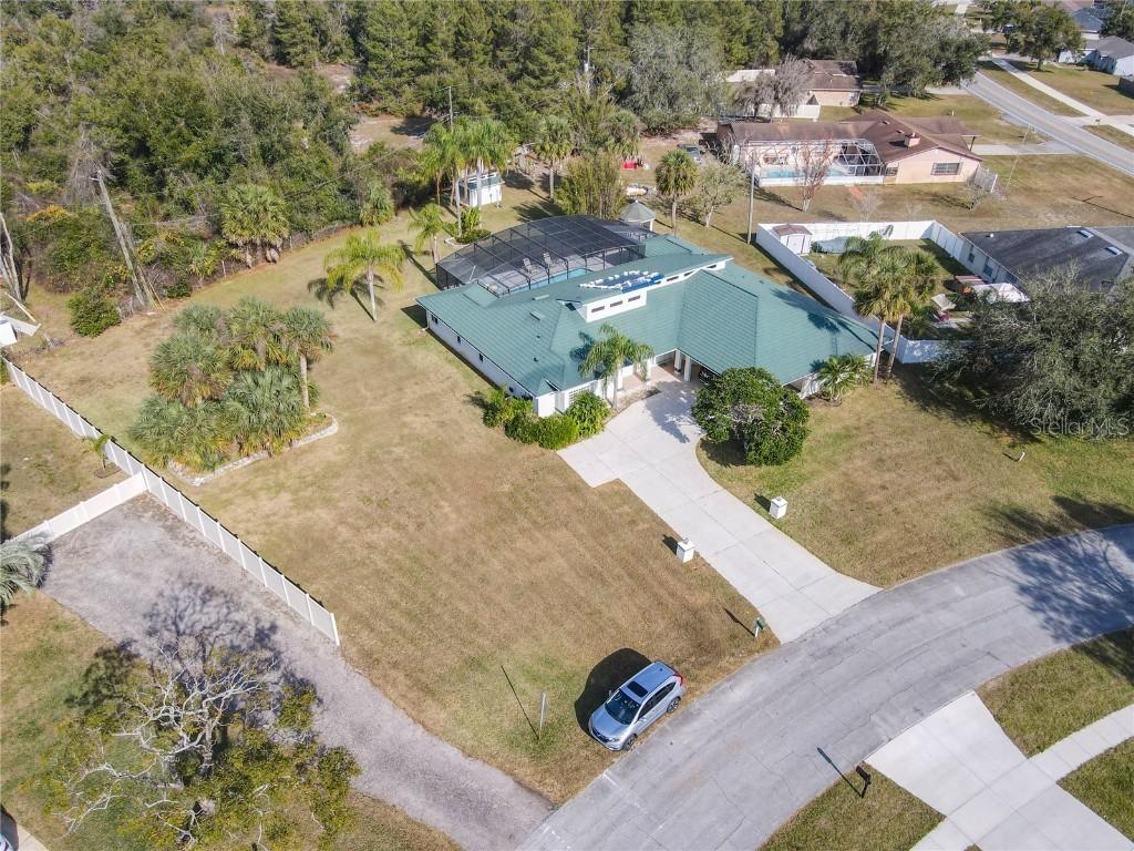 2040 N Nemo Dr., Deltona, FL 32725
