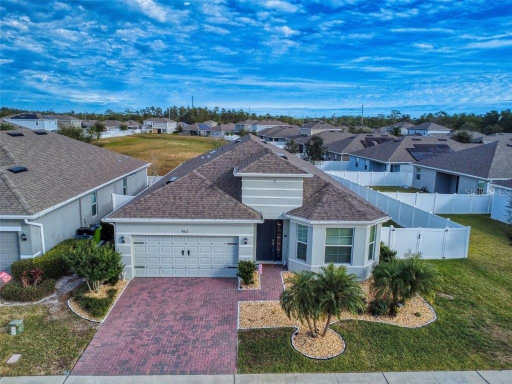 962 Compass Landing Dr., Orange City, FL 32763