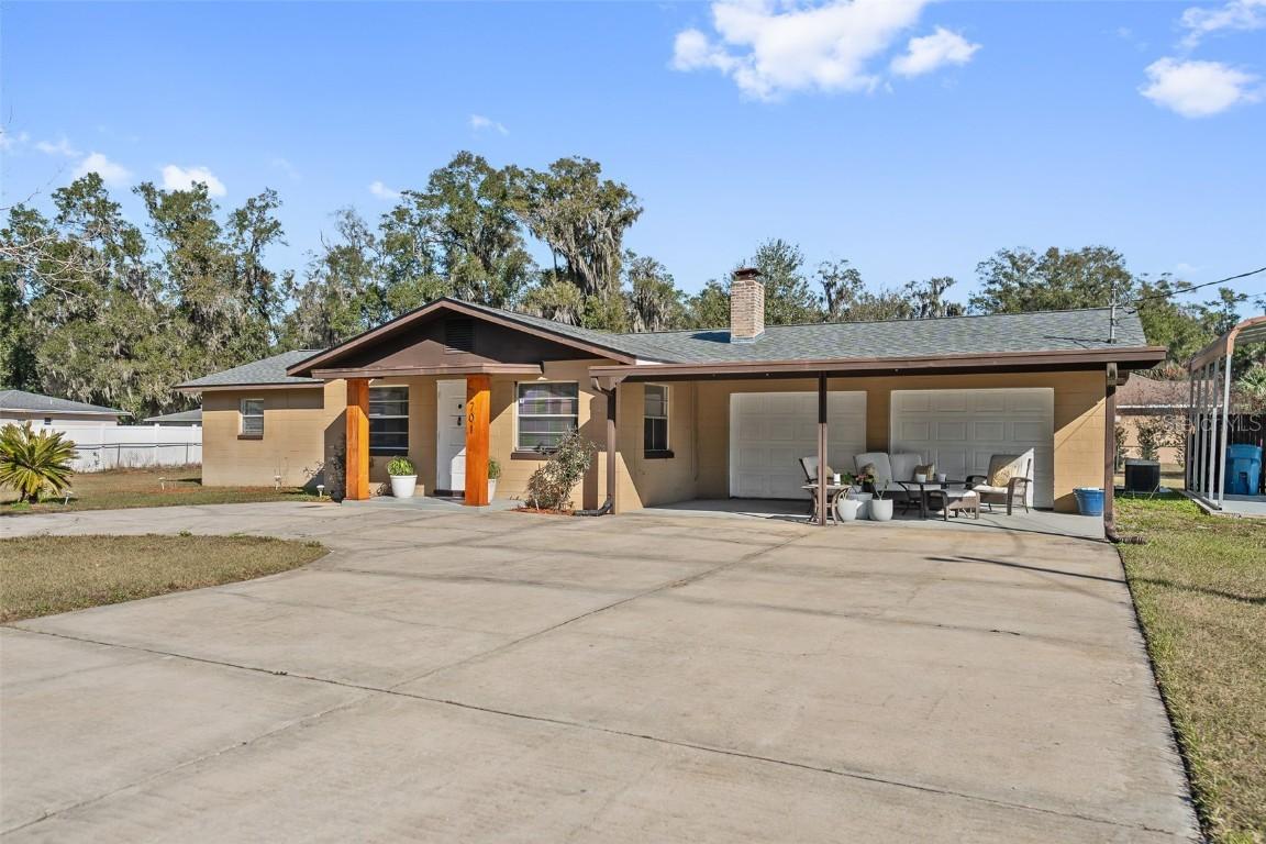 1701 N Stone St., Deland, FL 32720