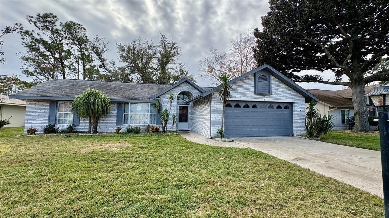 208 Quaker Ridge Dr., Daytona Beach, FL 32119