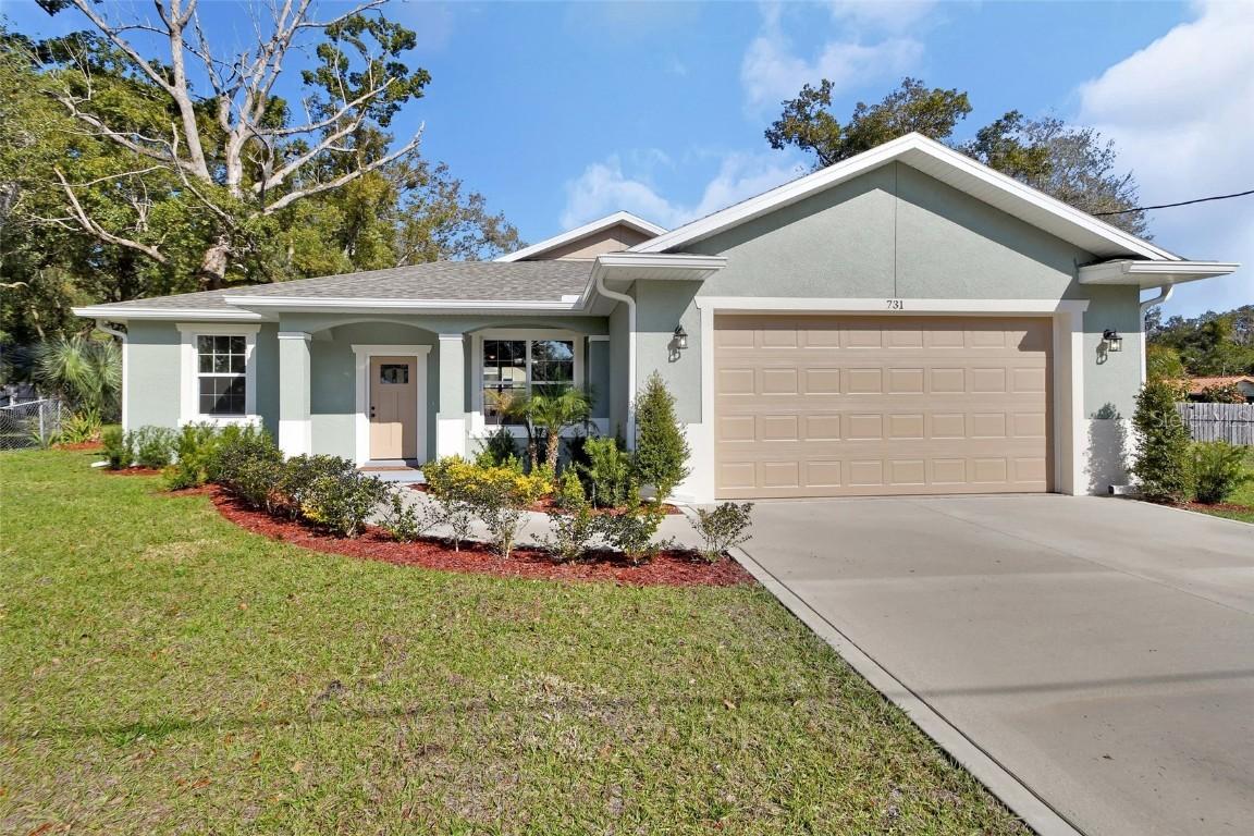 731 E Cox St., Deland, FL 32724