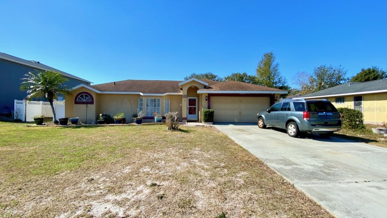 592 Holbrook Ave., Deltona, FL 32738
