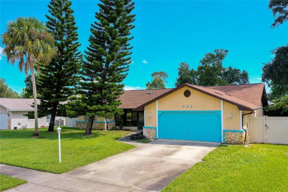 949 Tall Pine Dr., Port Orange, FL 32127