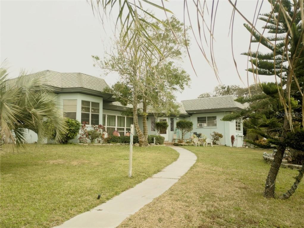 2201 S Peninsula Dr., Daytona Beach, FL 32118