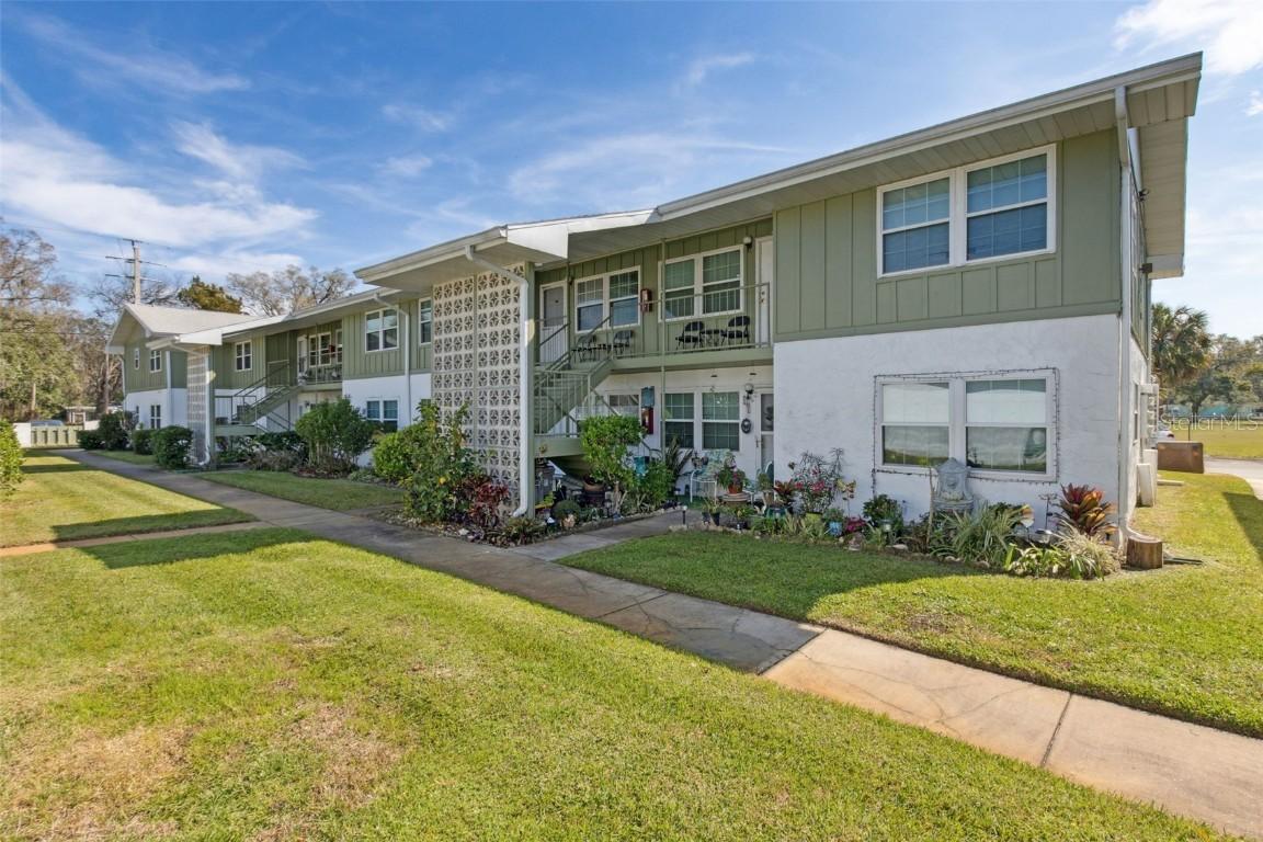 840 Center Ave. #9, Daytona Beach, FL 32117