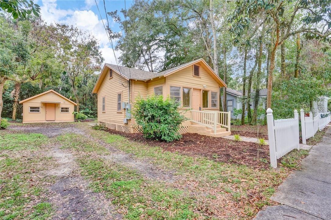 236 E Voorhis Ave., Deland, FL 32724