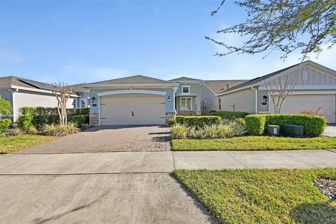1079 Lincolnshire Dr., Deland, FL 32724