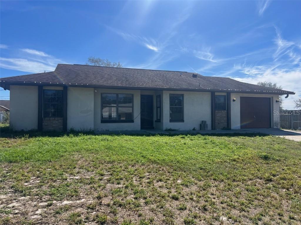 925 Roswell Ter., Deltona, FL 32738