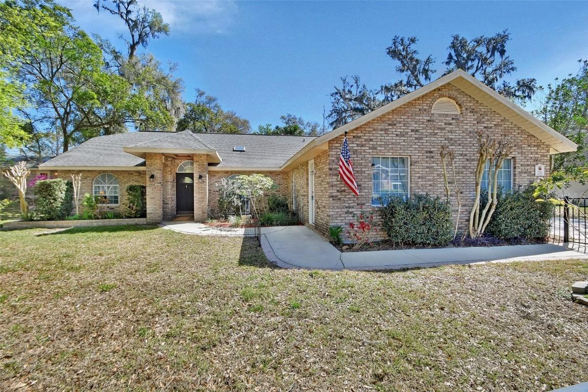 230 White Dove Ave., Orange City, FL 32763