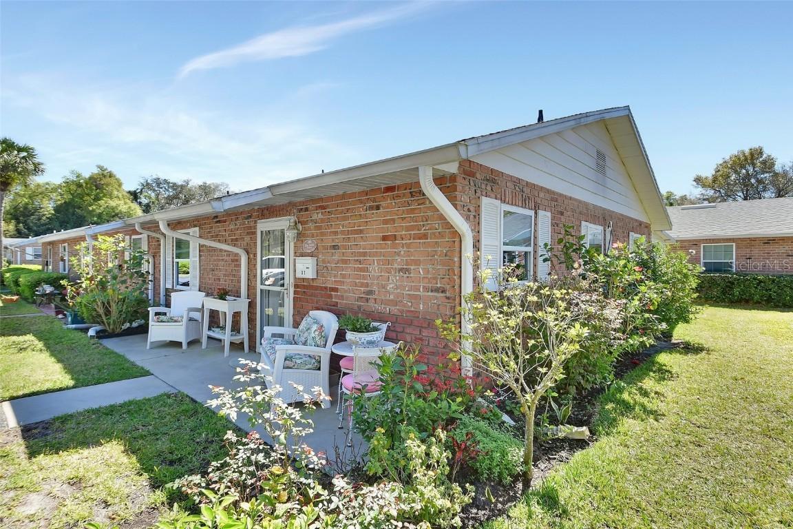 37 Fairway Ct. #C, Deland, FL 32724