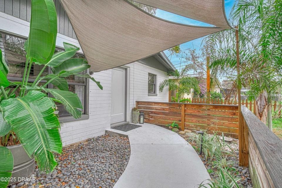 761 Greenway Pl., Daytona Beach, FL 32114