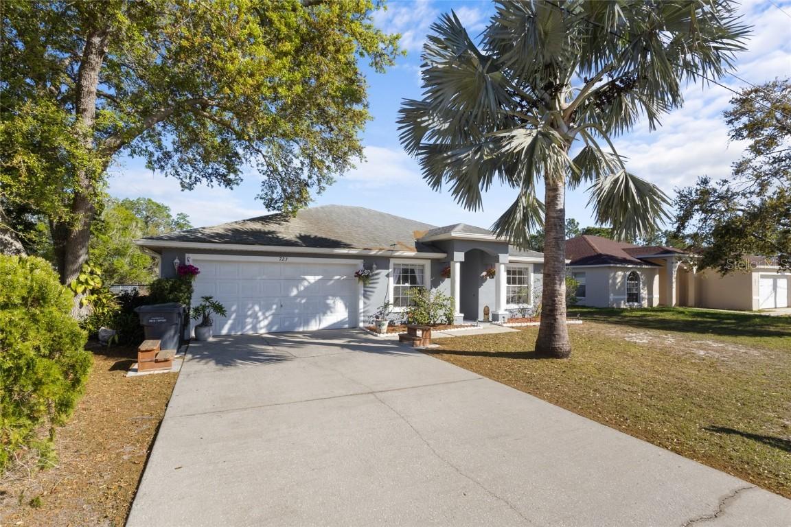 723 Pelican Ct., Kissimmee, FL 34759