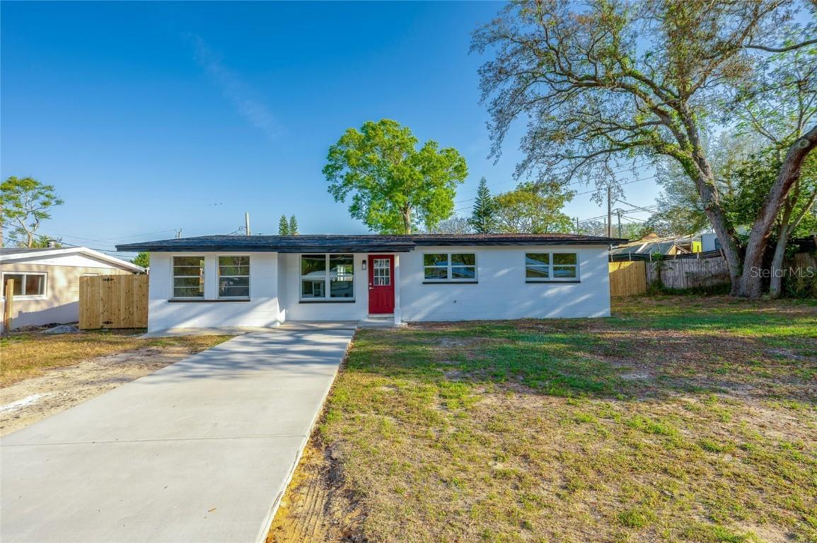 1304 Genmar St., Daytona Beach, FL 32117
