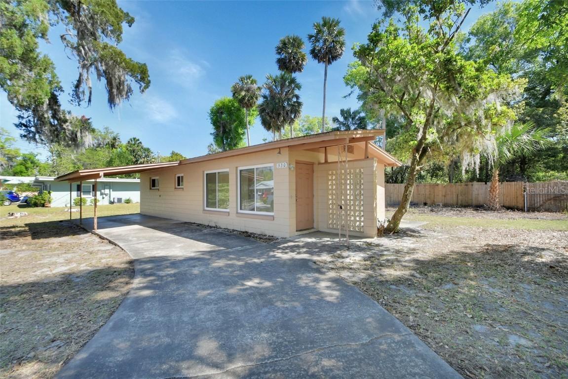 530 Taylor Dr., Orange City, FL 32763