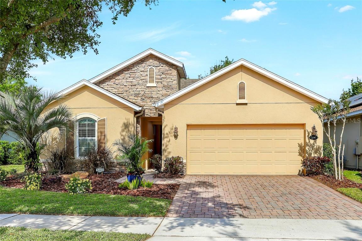 1386 Hazeldene Manor, Deland, FL 32724