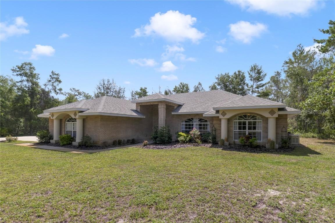 3211 Hidden Crest Ln., Deland, FL 32724