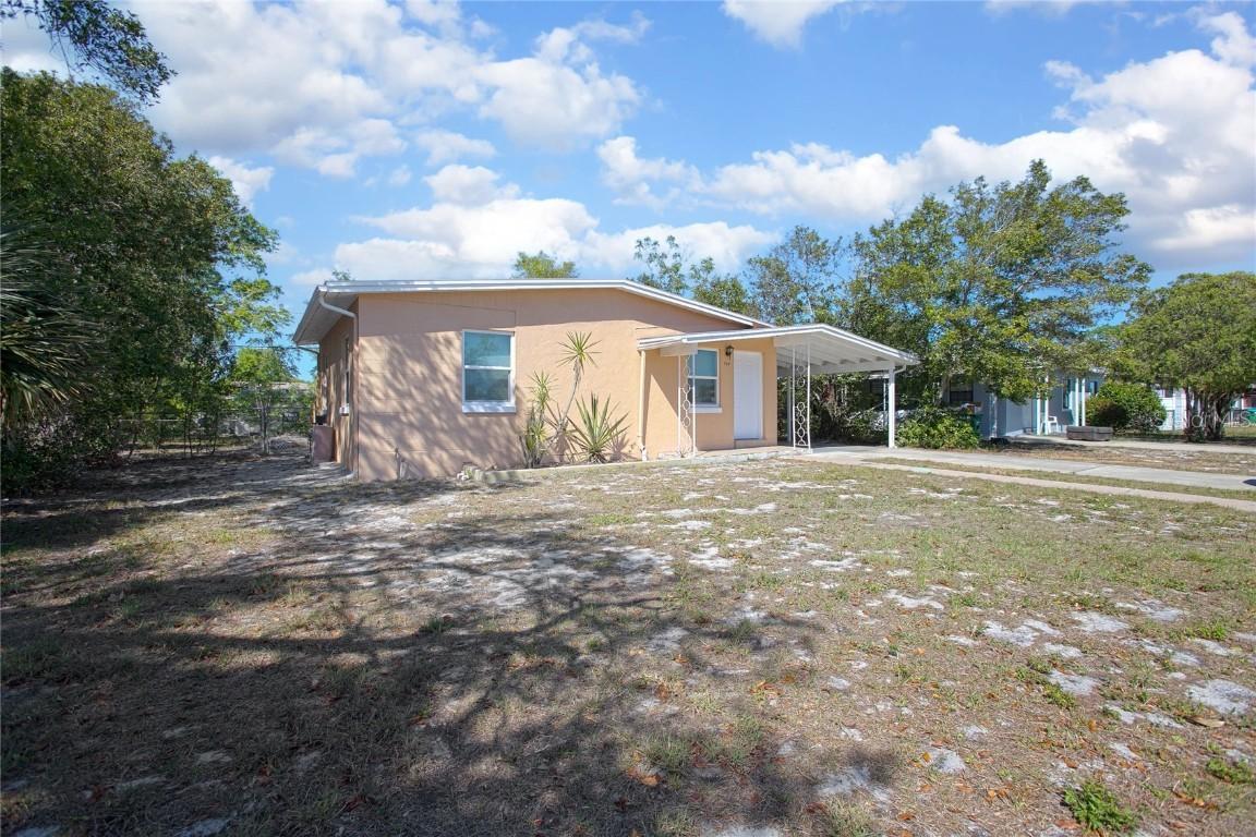 954 Chippendale St., Deltona, FL 32725