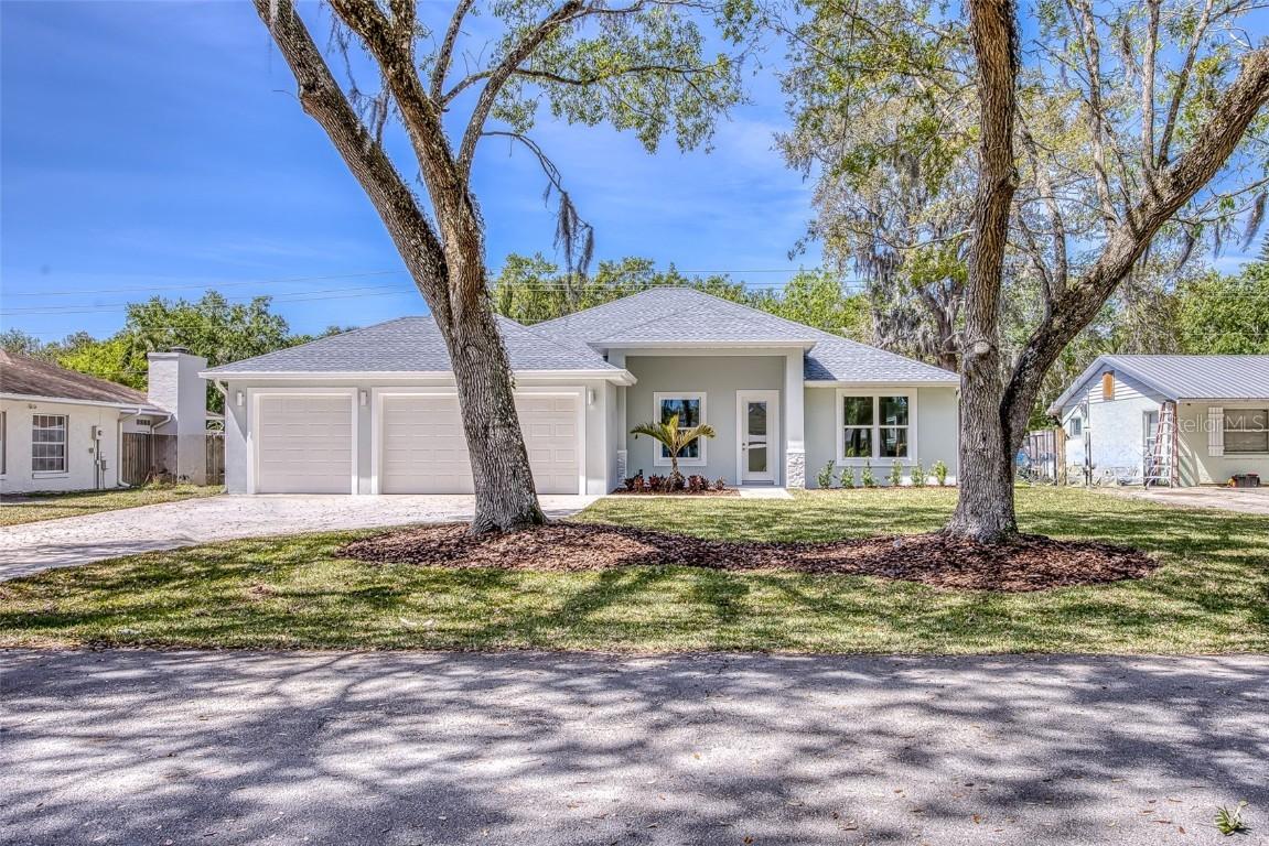 1518 Orange Tree Dr., Edgewater, FL 32132