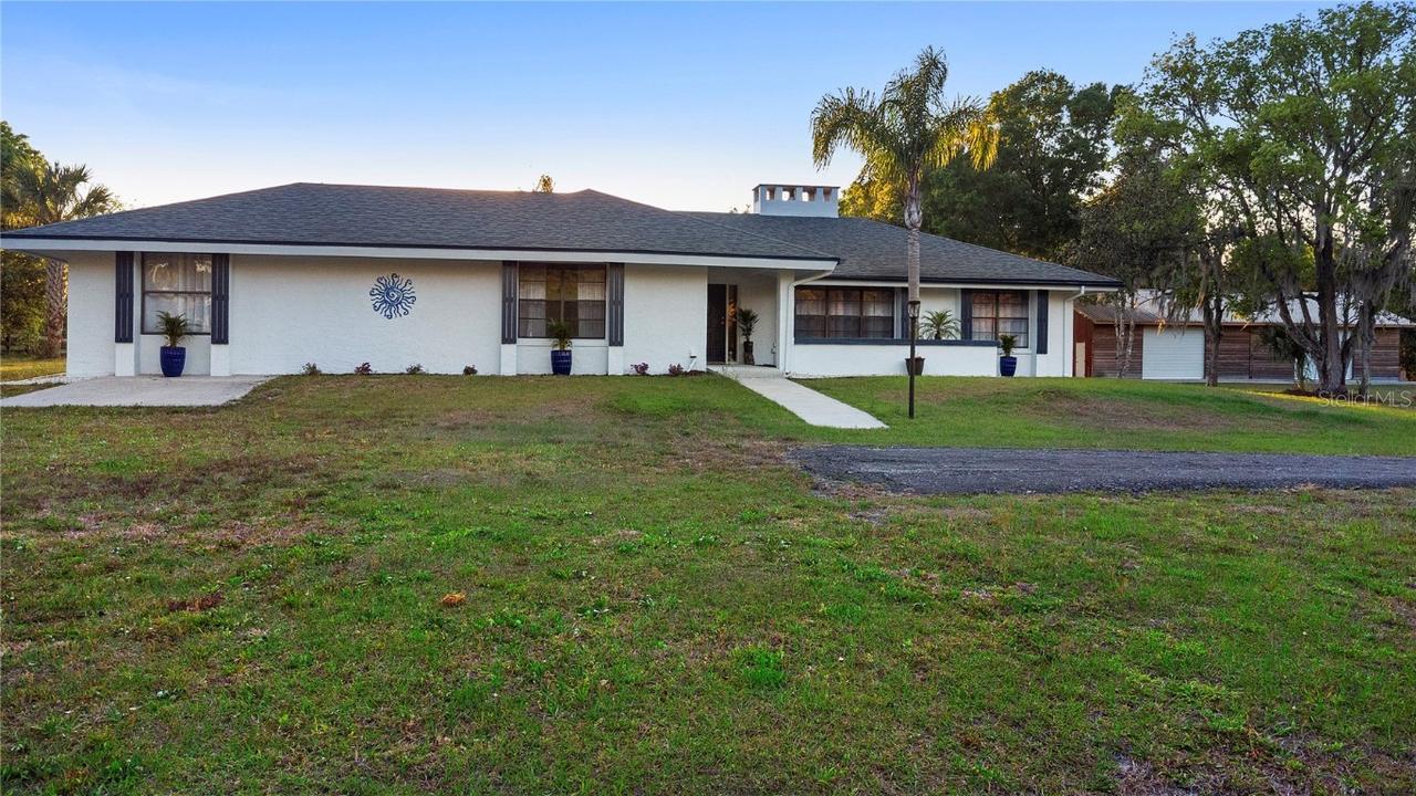 1560 S Pearl St., Deland, FL 32720