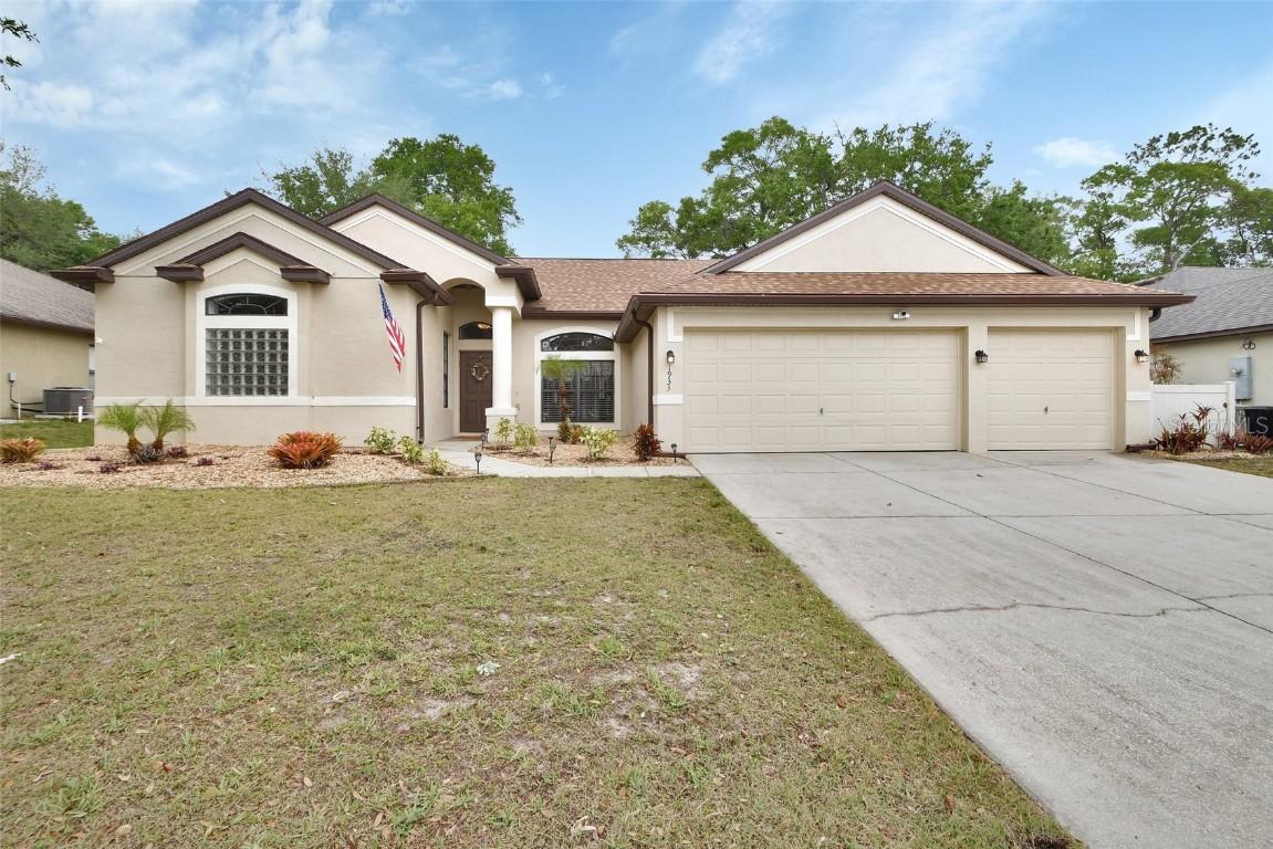 1933 Oak Estates Dr., Orange City, FL 32763