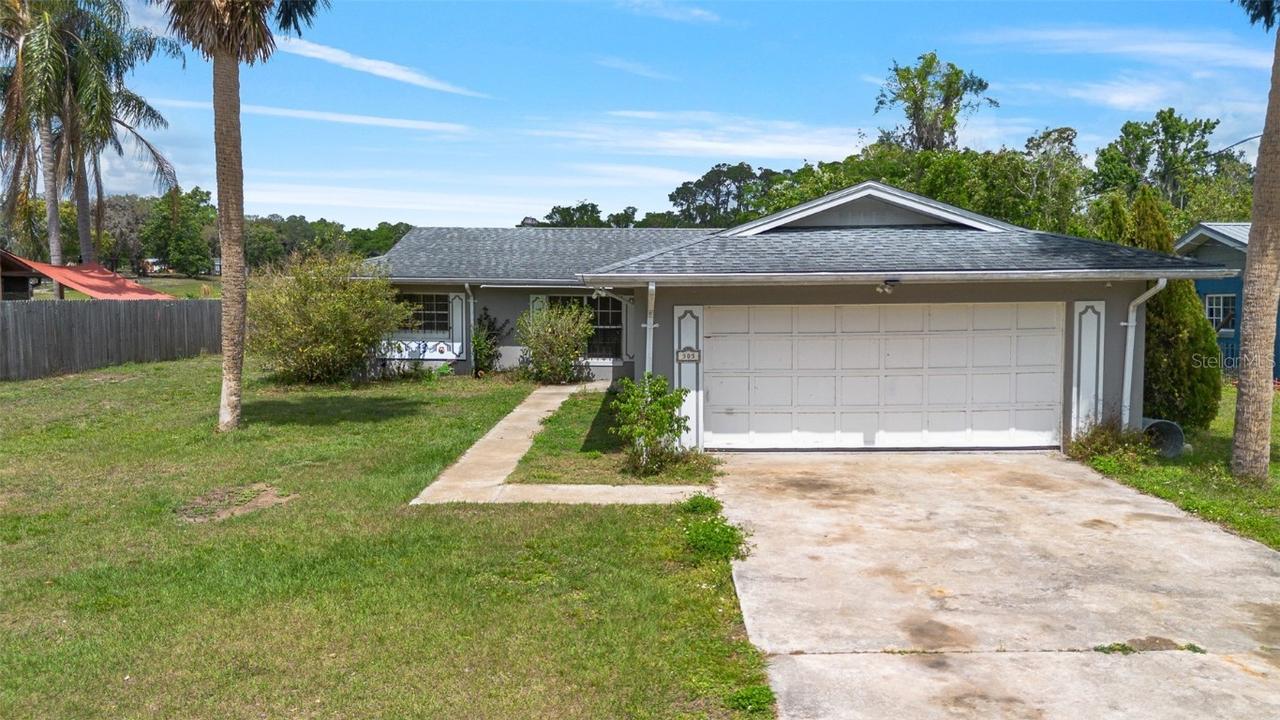 303 E Floral Ave., Eustis, FL 32726