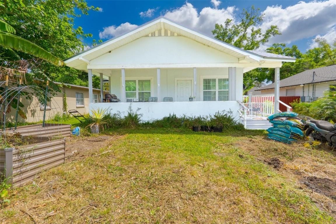 5261 3rd St., Orlando, FL 32810