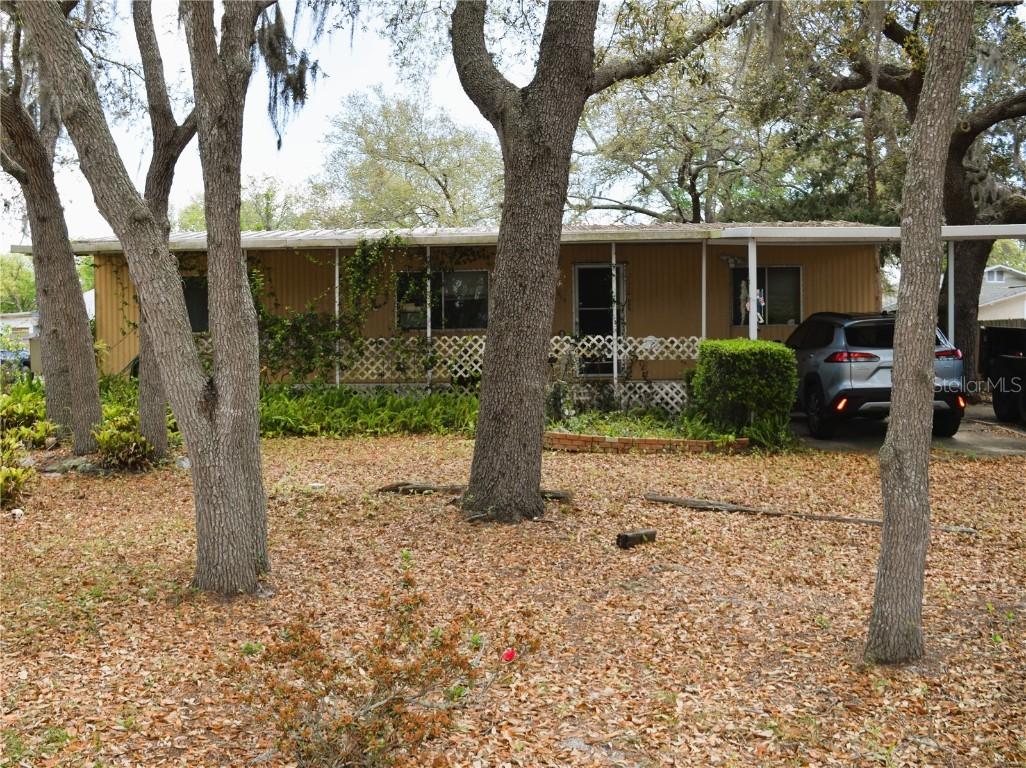 34416 Oak Ave., Leesburg, FL 34788