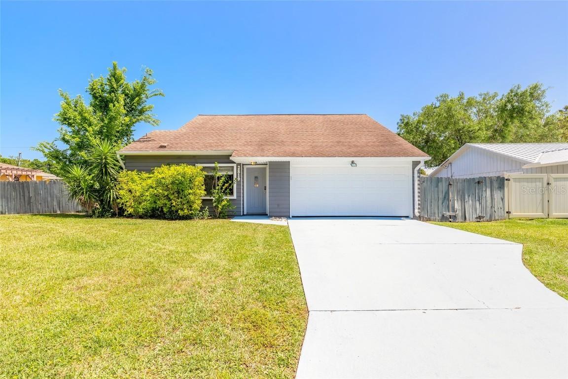 2819 Silver Palm Dr., Edgewater, FL 32141