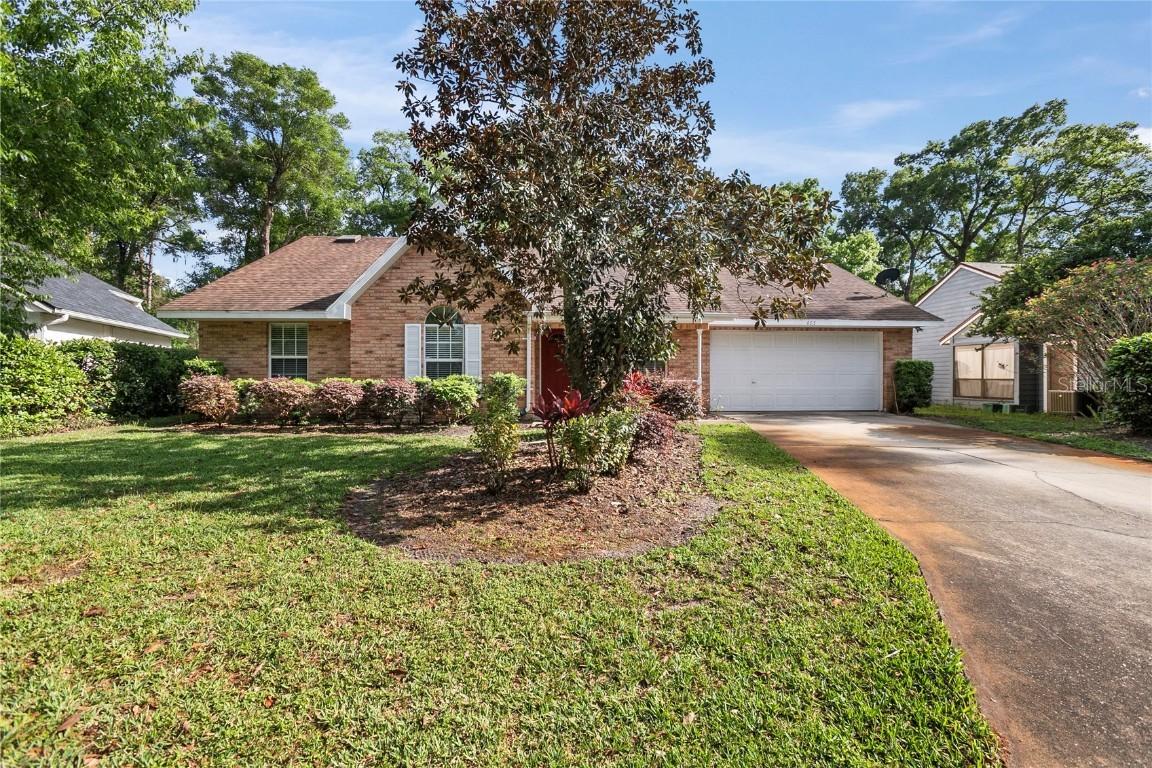 405 Secluded Oaks Tr., Deland, FL 32724