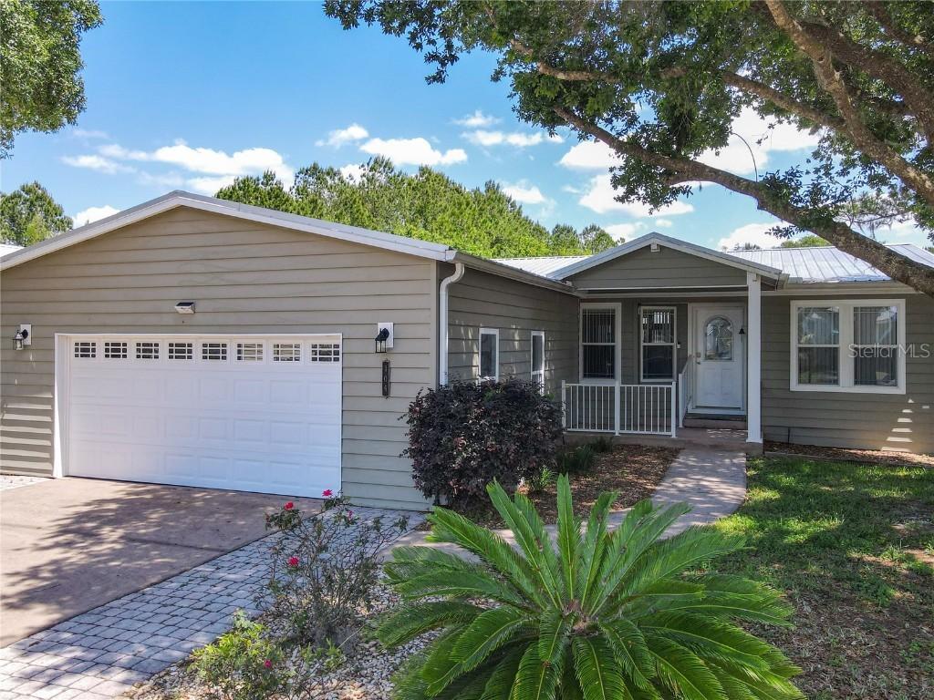 106 Bayou Dr., Satsuma, FL 32189