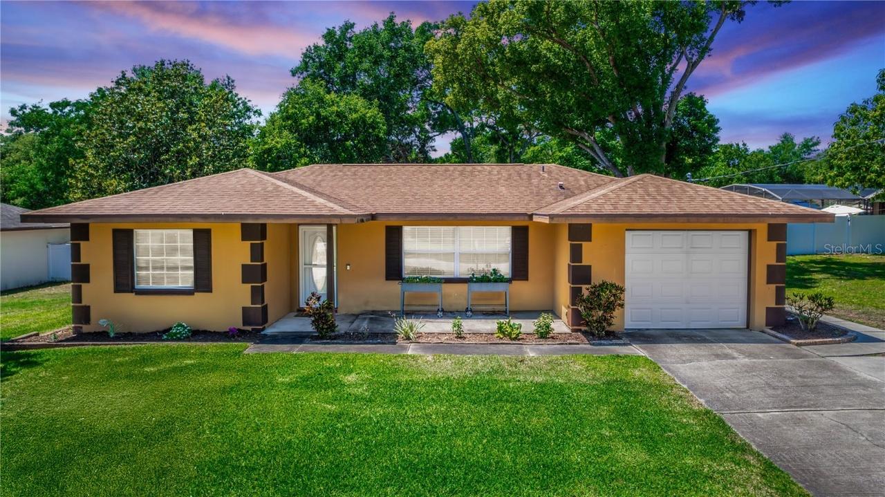 242 Linda Vista St., Debary, FL 32713