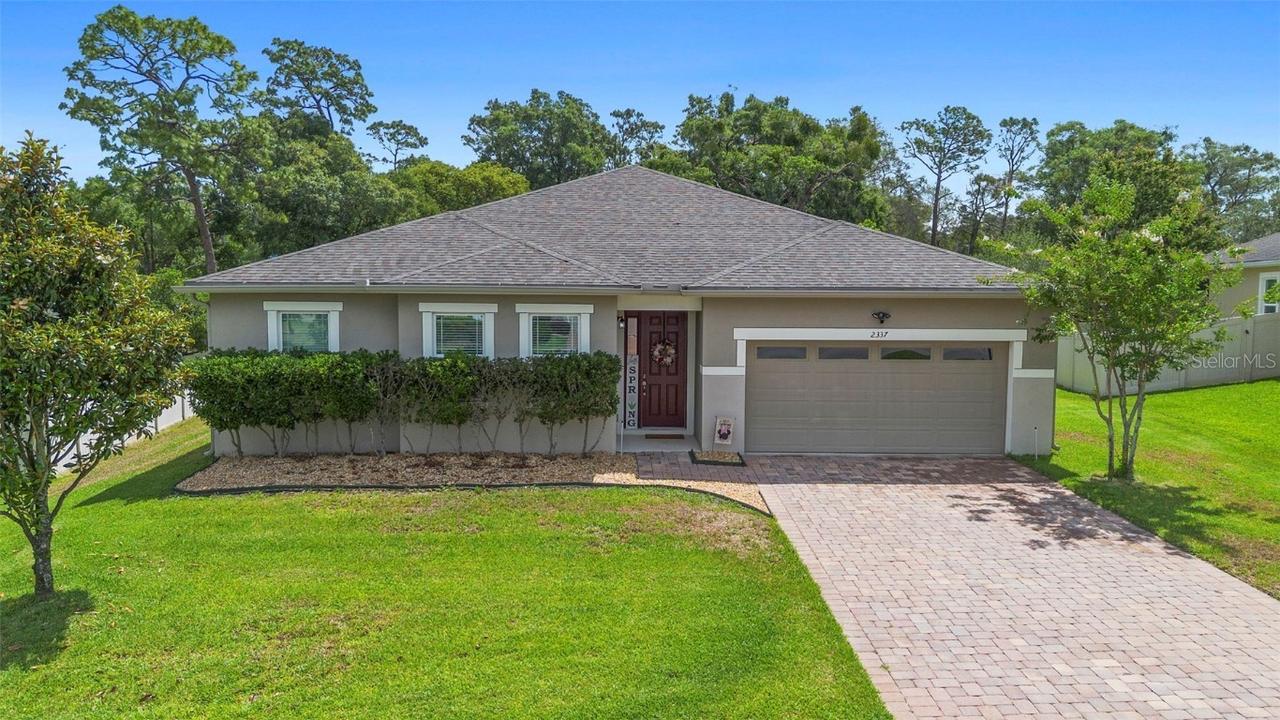 2337 Oxmoor Dr., Deland, FL 32724