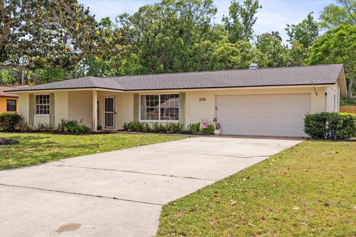 736 Lindenwood Cir., Ormond Beach, FL 32174
