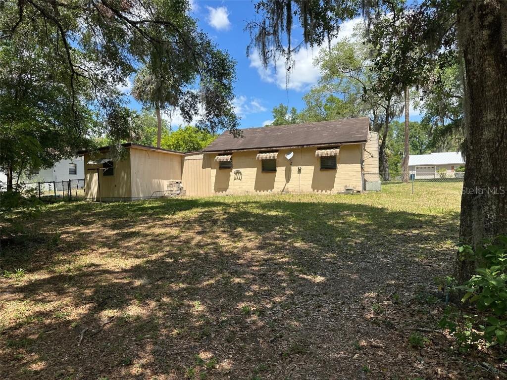 326 South St., De Leon Springs, FL 32130