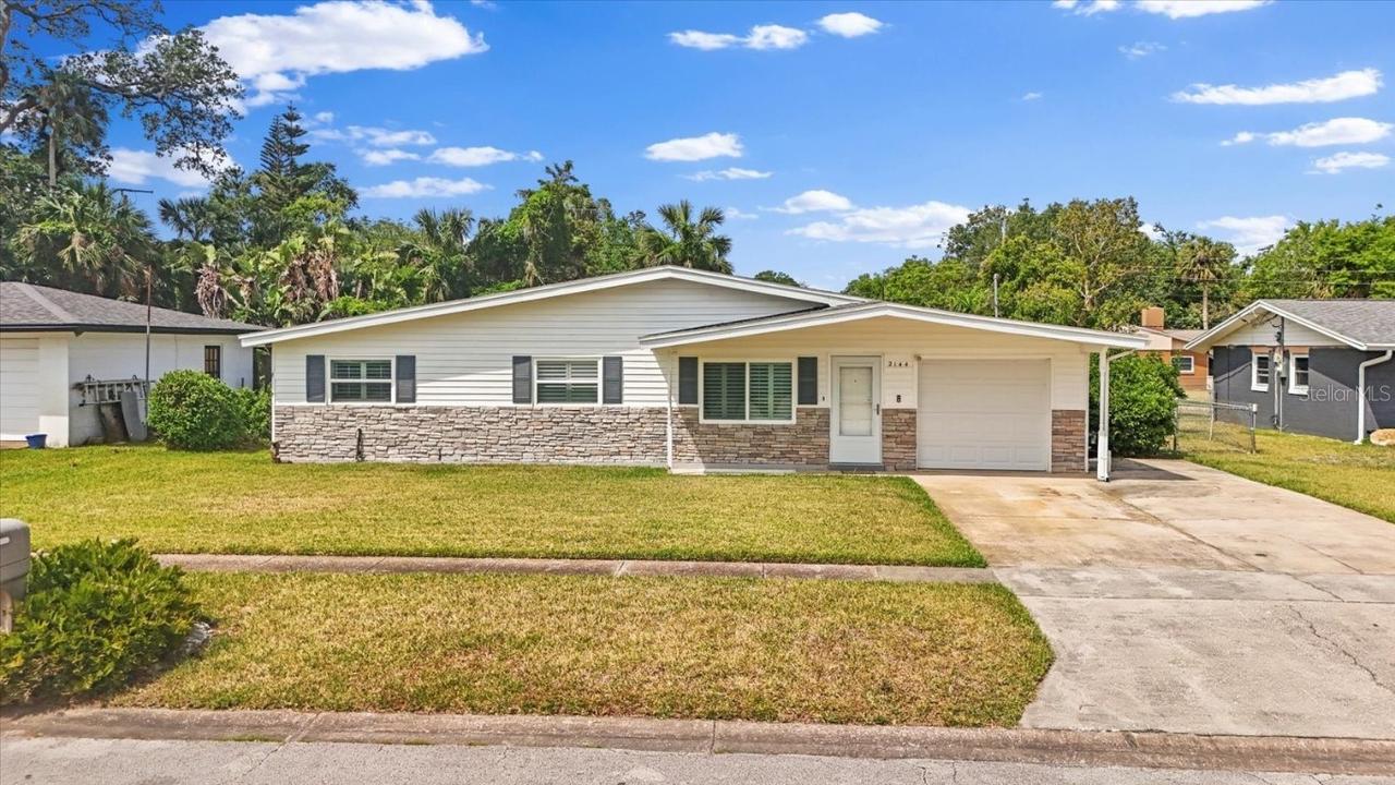 2144 Brian Ave., South Daytona, FL 32119