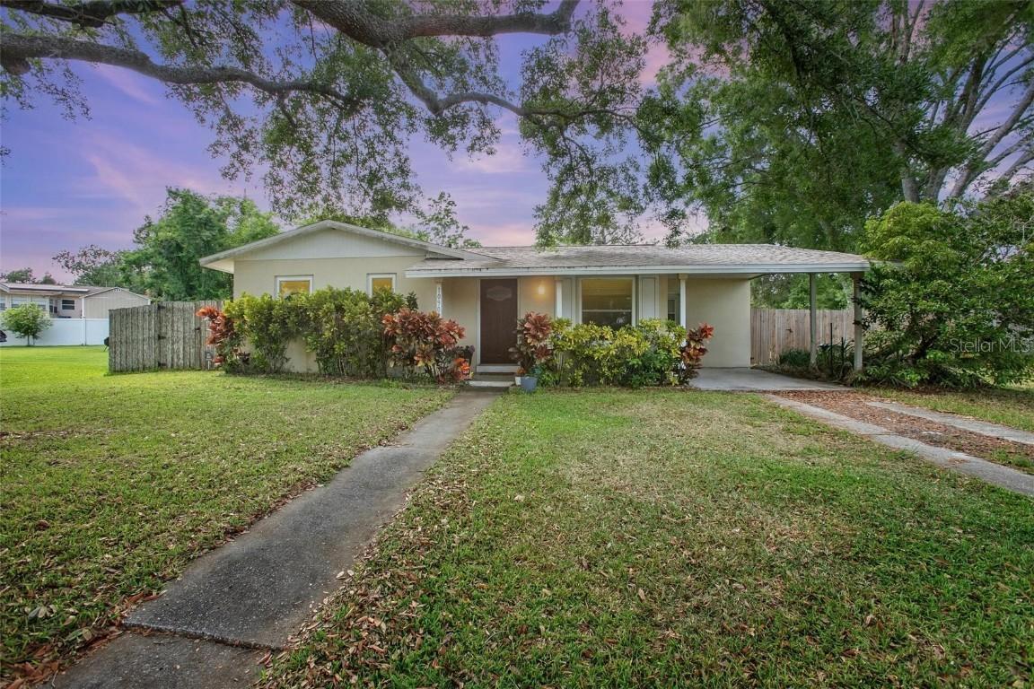 1090 Wakefield Cir., Deltona, FL 32725